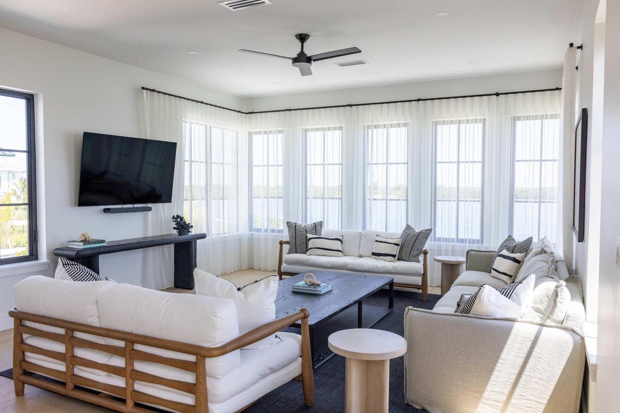 New Waterfront - Sunray House Holiday home